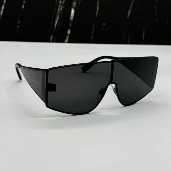 NEW DG2305 01/87 DOLCE&GABBANA BLACK OVERSIZED UNISEX SUNGLASSES - Picture 4 of 10